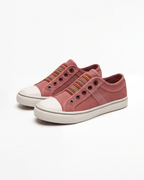 Women’s Low-Top Lace-Up Casual Sneakers