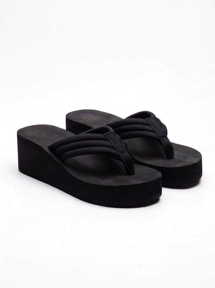 Women’s Padded Thong Platform Sandals