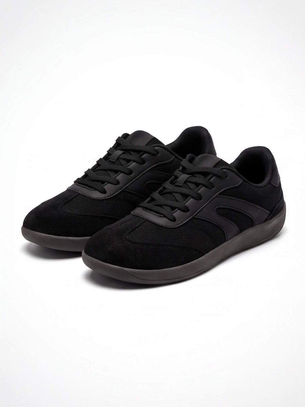 Women’s Retro Panelled Low-Top Sneakers