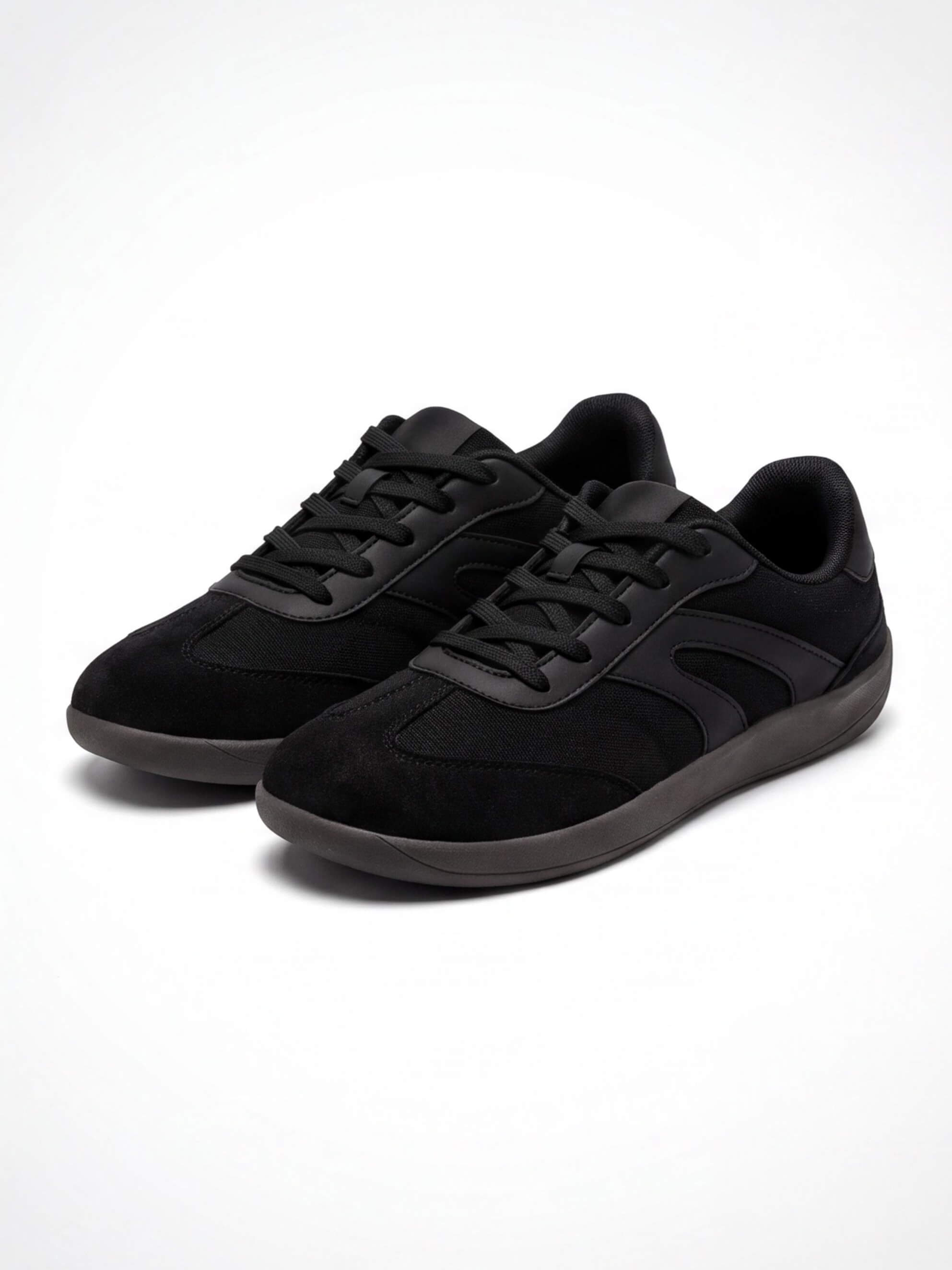 Women’s Retro Panelled Low-Top Sneakers
