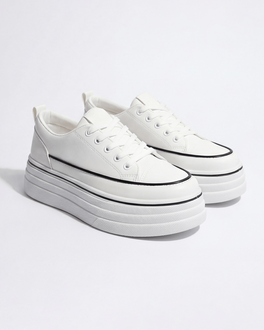 Women’s Platform Low-Top Lace-Up Sneakers