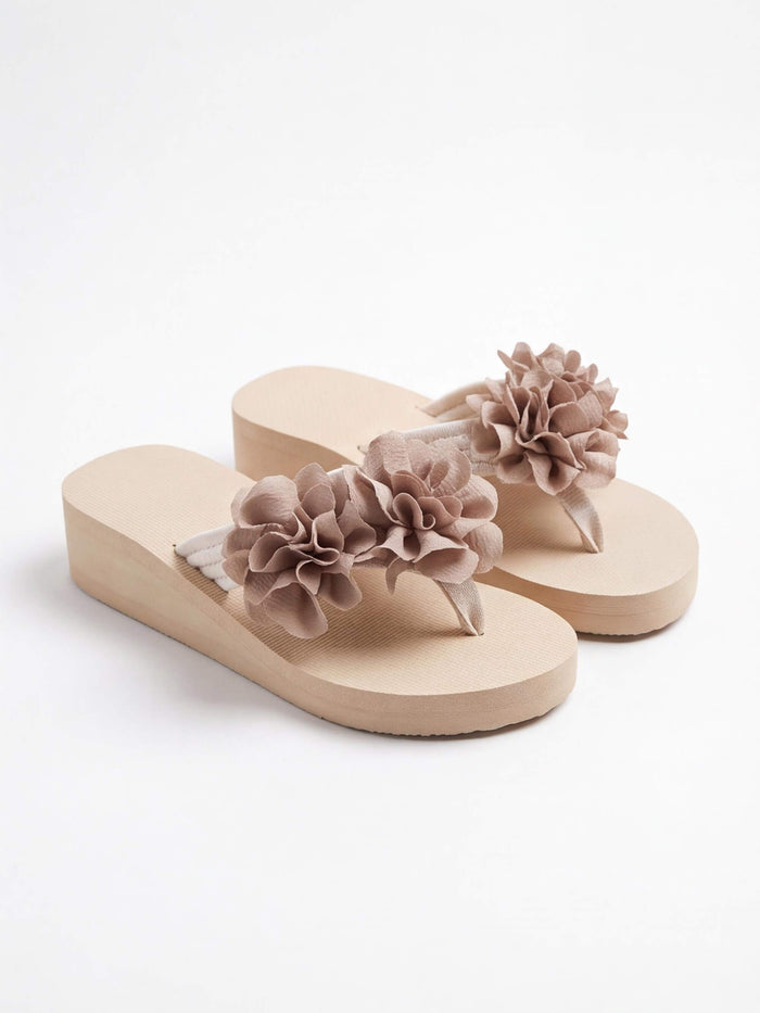 Women’s Floral-Detail Platform Slide Sandals