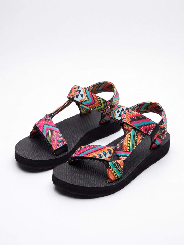 Women’s Patterned Strappy Flat Sandals