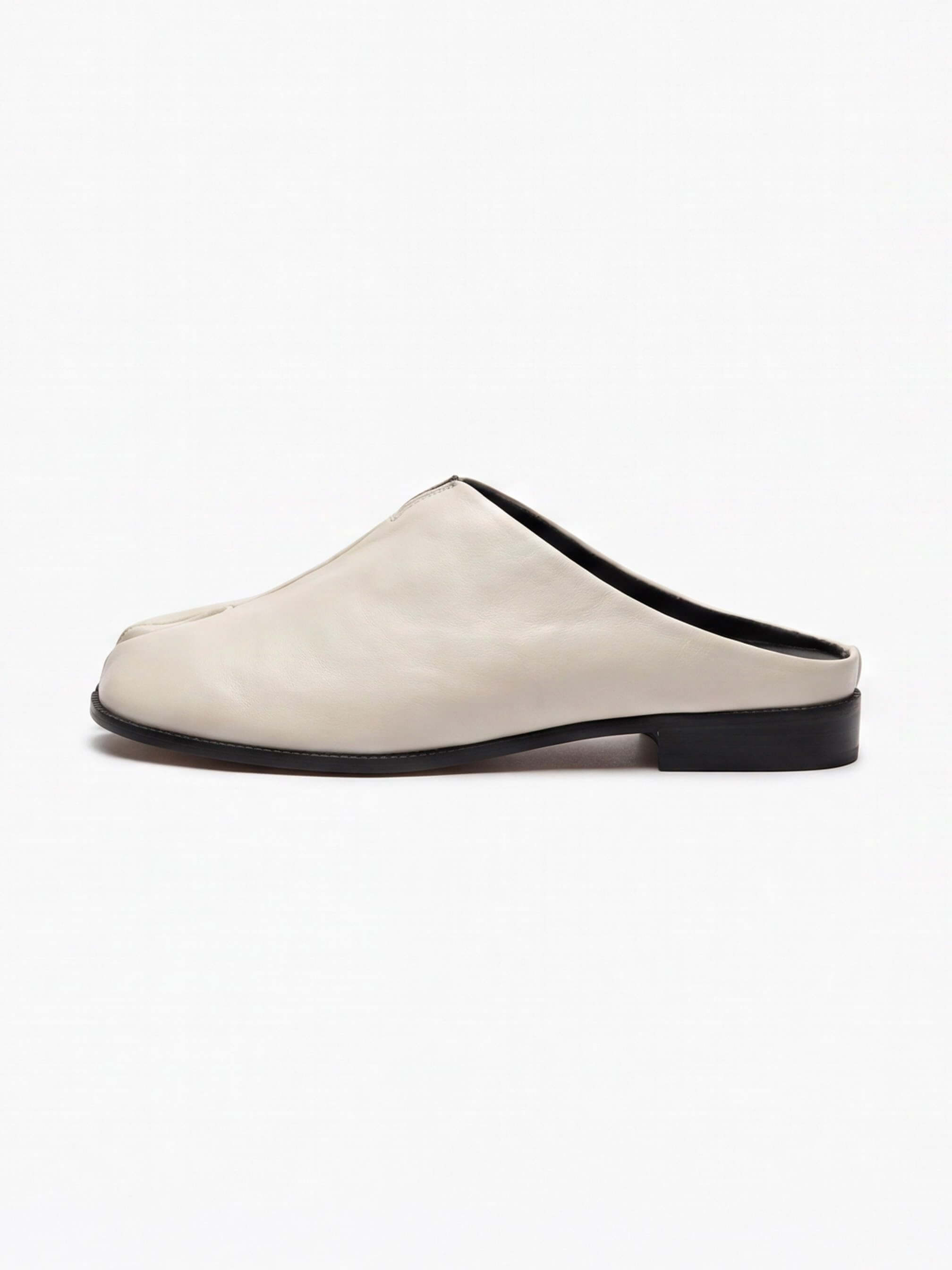 Women’s Split-Toe Flat Slip-On Mules