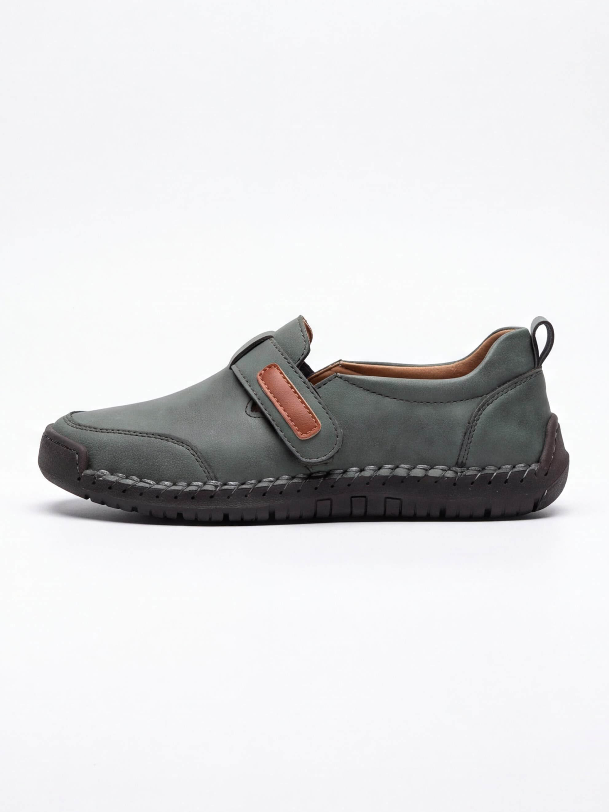 Women’s Stitched Moccasin-Style Loafers