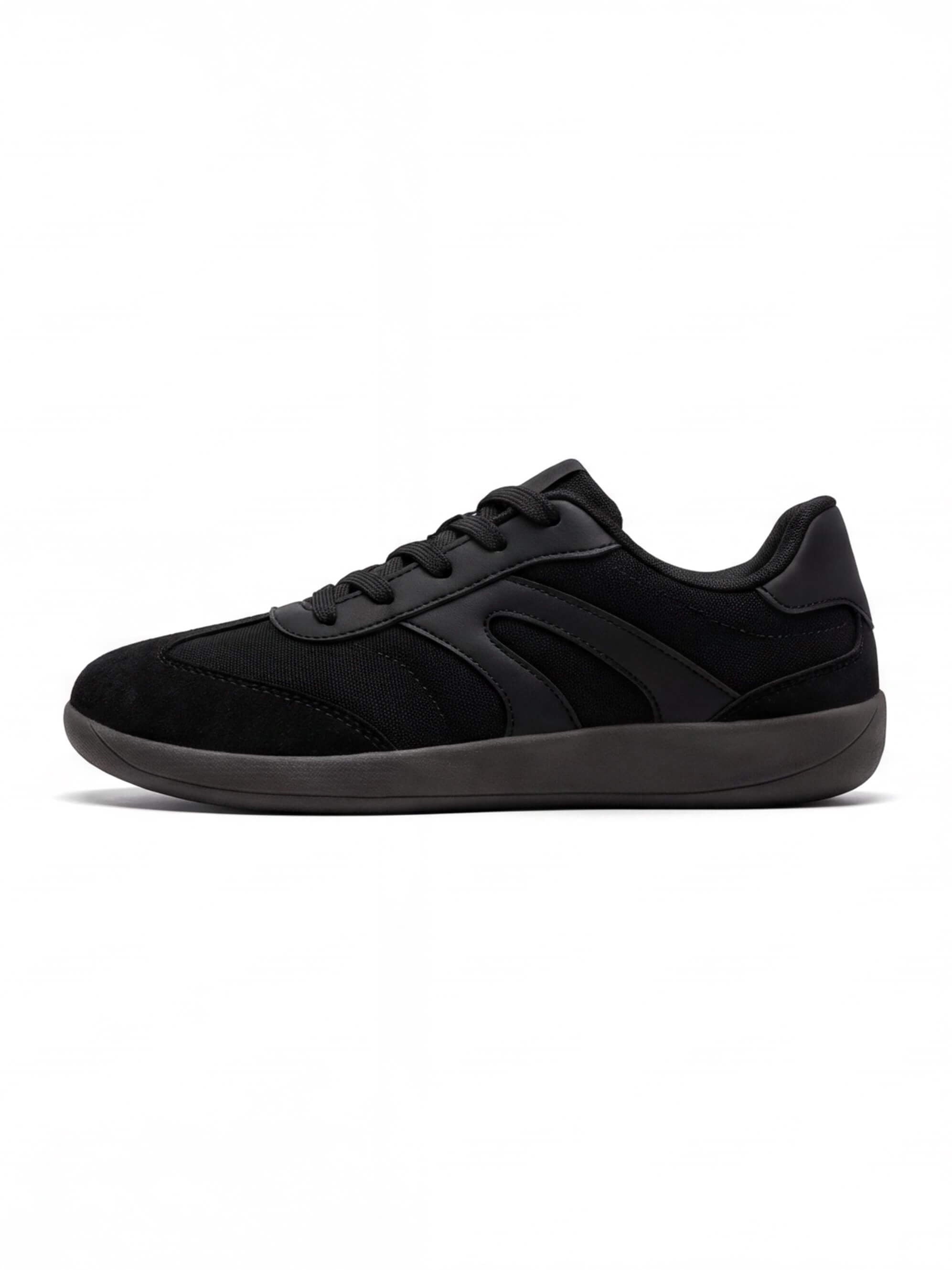 Women’s Retro Panelled Low-Top Sneakers