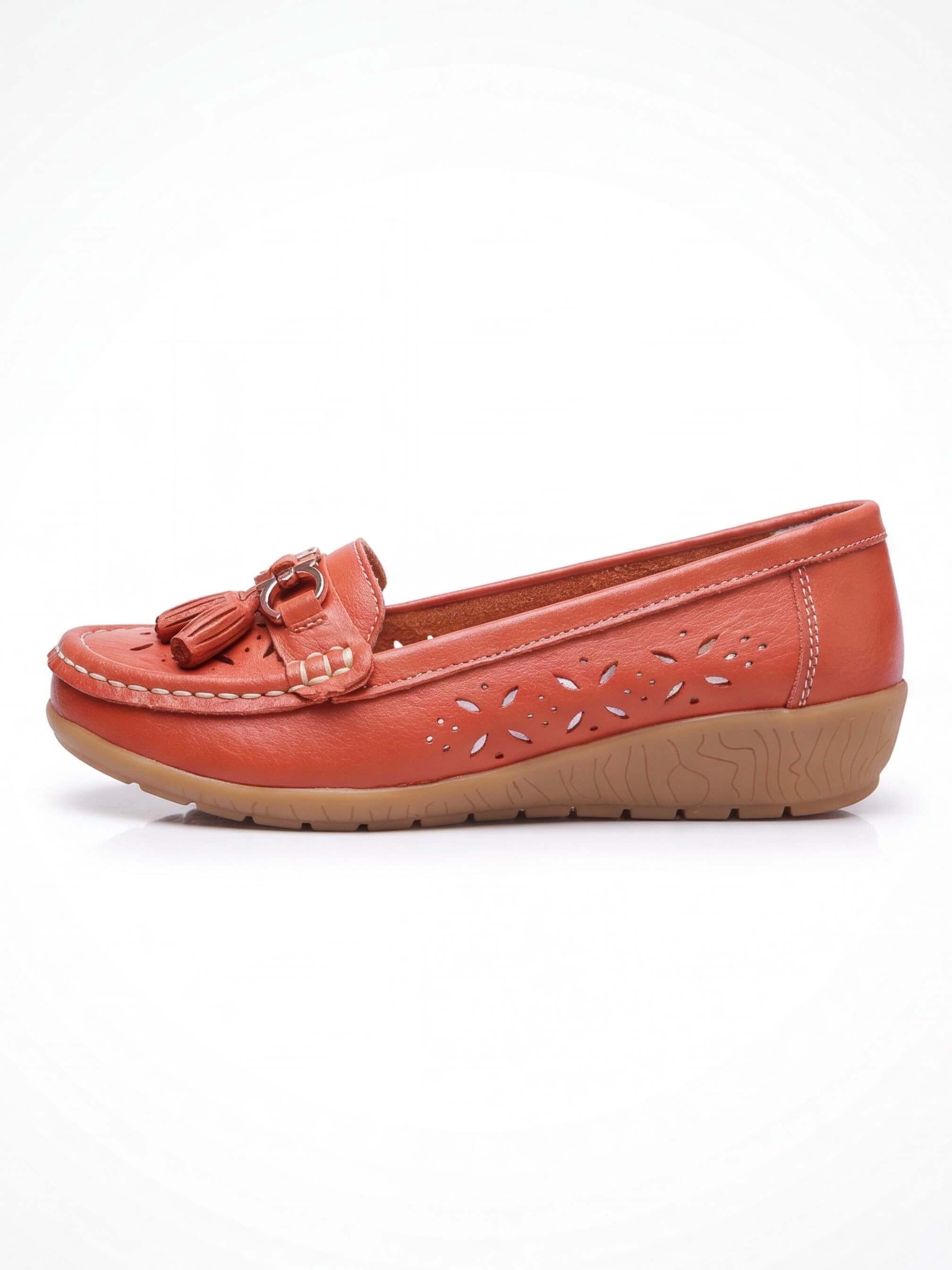 Women’s Perforated Tassel Comfort Loafers