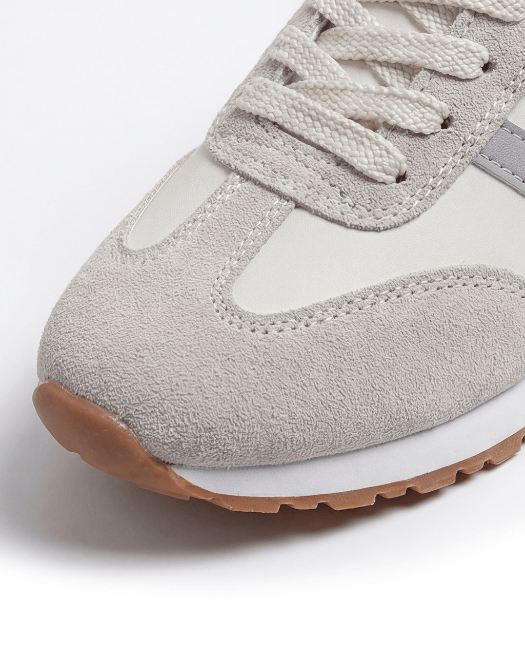 Women’s Retro Stripe Low-Top Sneakers