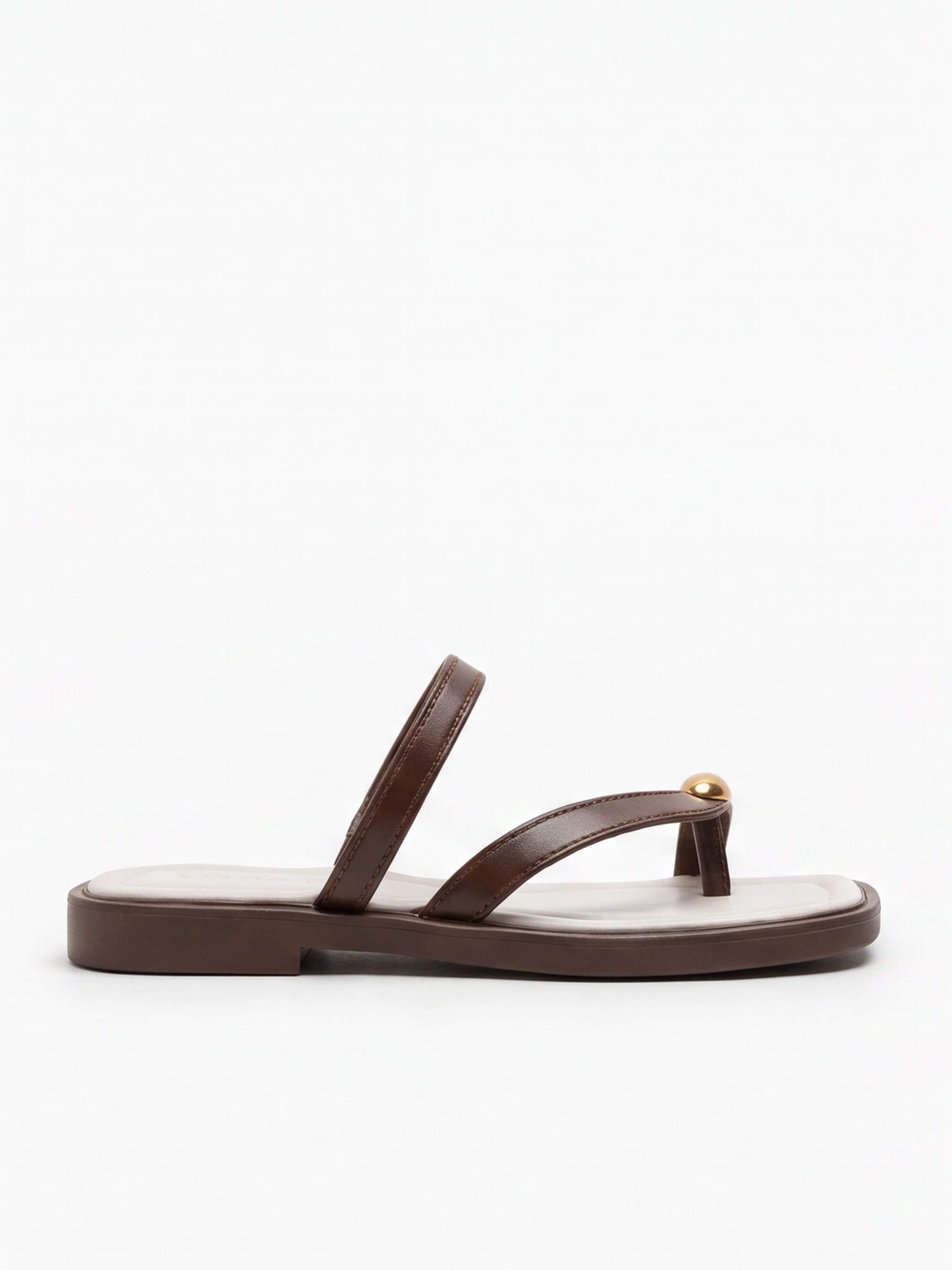 Women’s Chain-Detail Strappy Flat Sandals