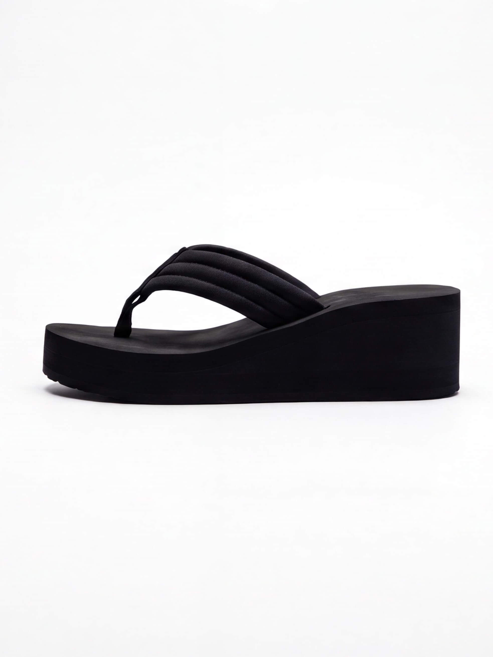 Women’s Padded Thong Platform Sandals