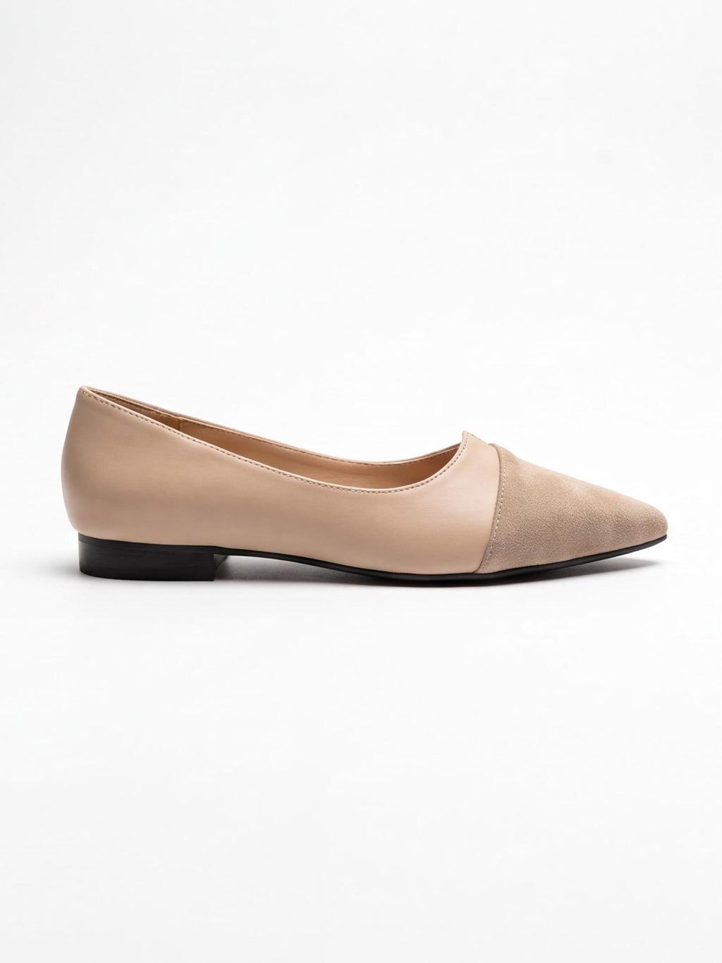 Women’s Two-Texture V-Cut Pointed Flats