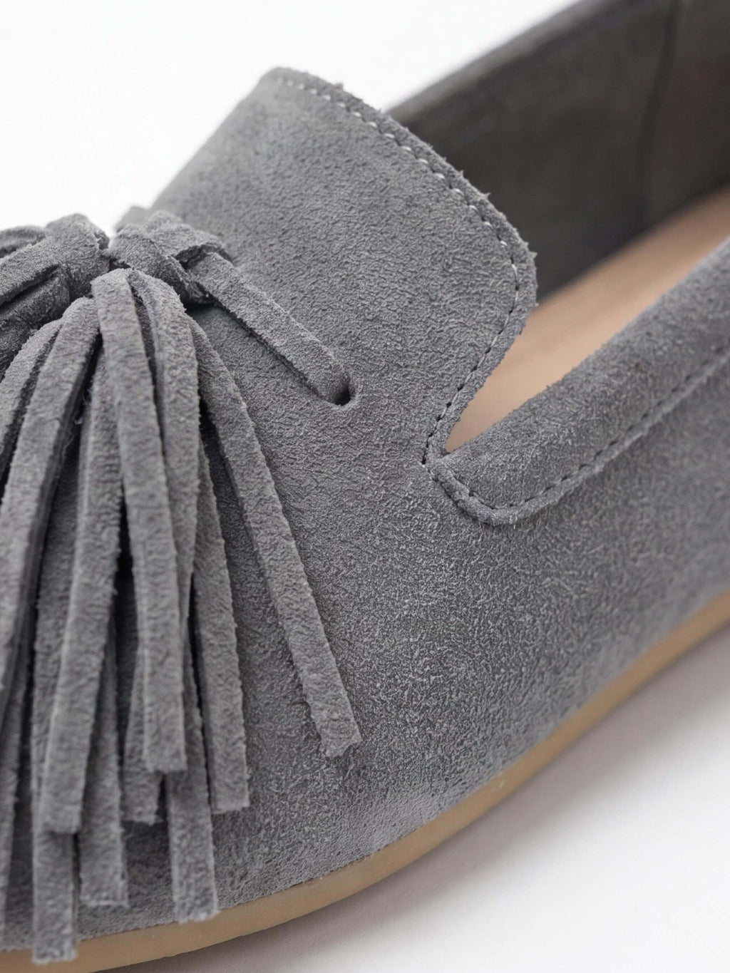 Women’s Fringe-Tassel Moccasin Loafers
