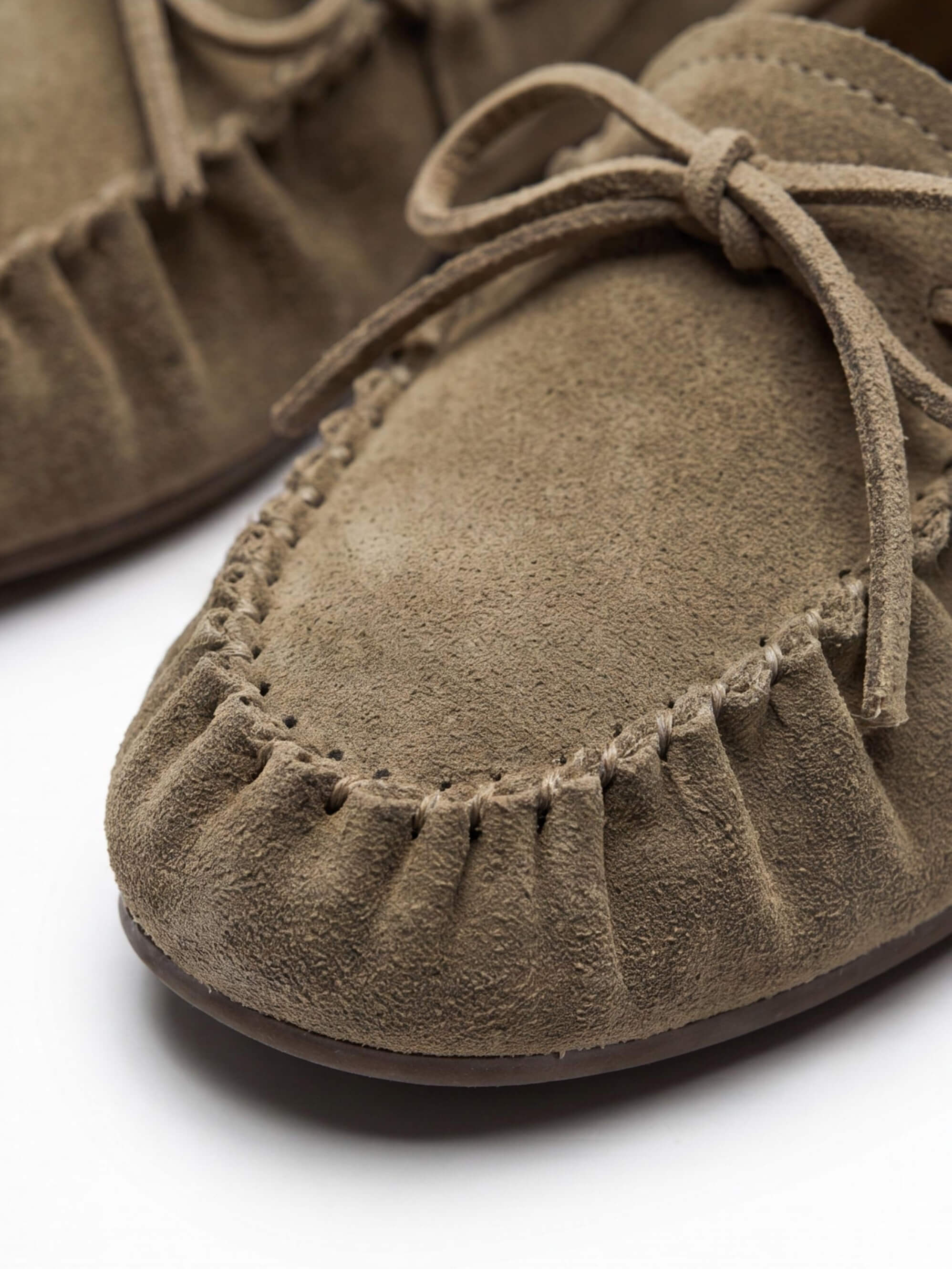 Women’s Bow-Detail Moccasin Loafers