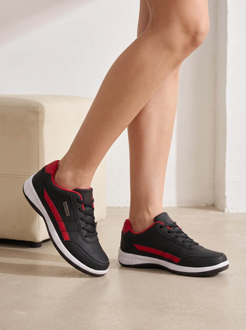 Women’s Panelled Lace-Up Casual Sneakers