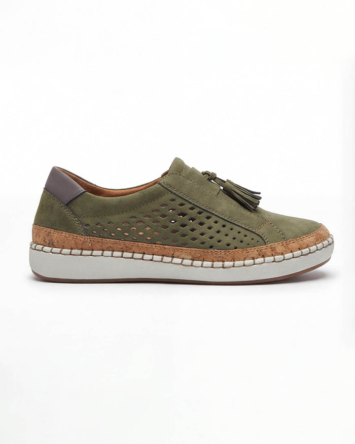 Women’s Tassel Slip-On Platform Sneakers