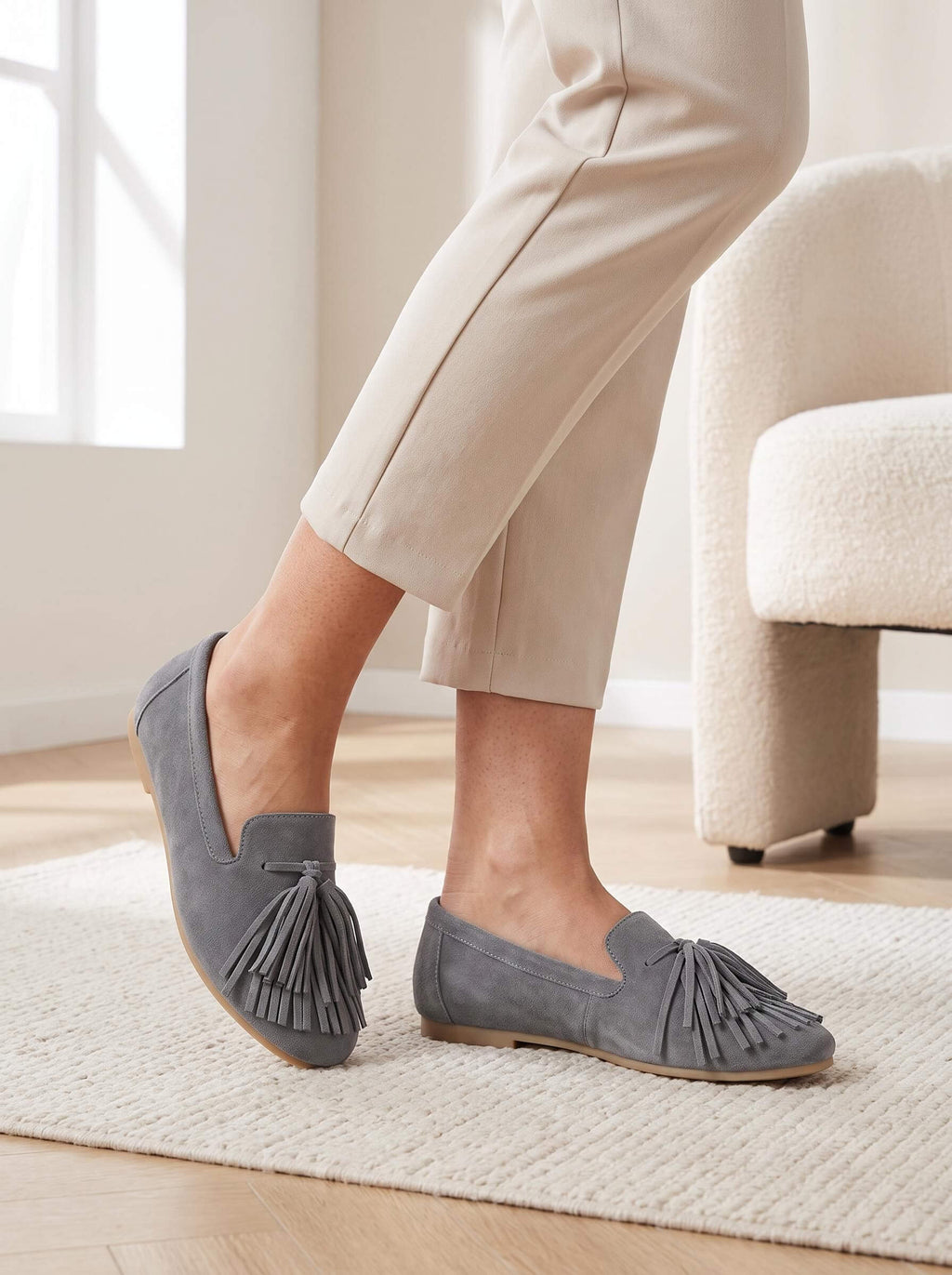 Women’s Fringe-Tassel Moccasin Loafers