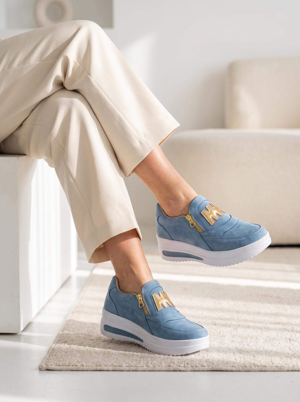 Women’s Side-Zip Slip-On Fashion Sneakers