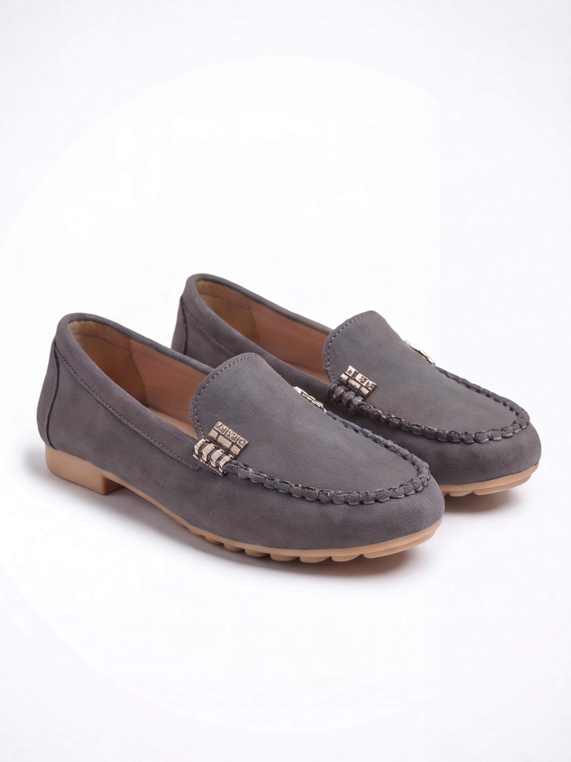 Women’s Frayed-Edge Moccasin Driving Loafers