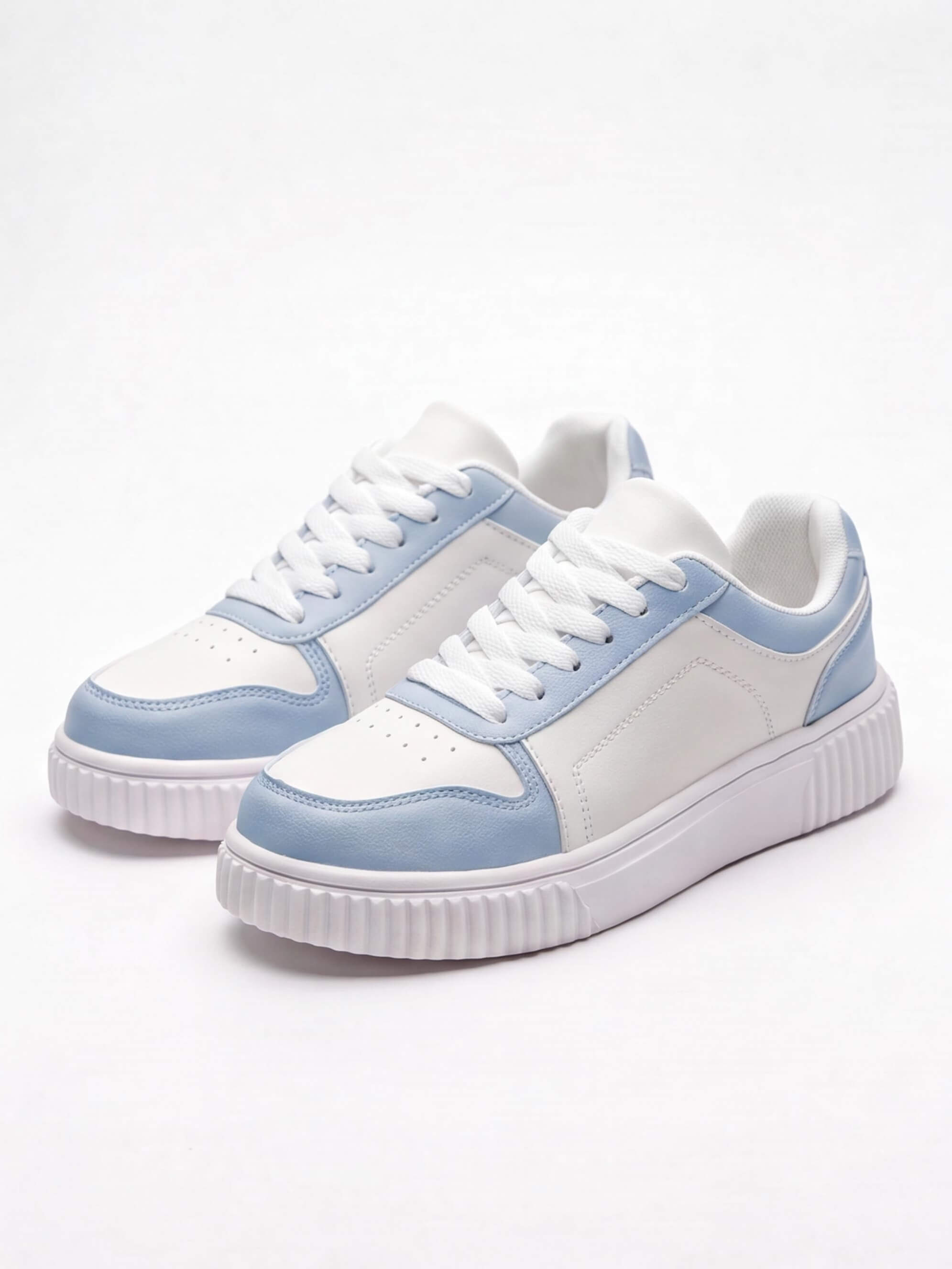 Women’s Panelled Lace-Up Platform Sneakers