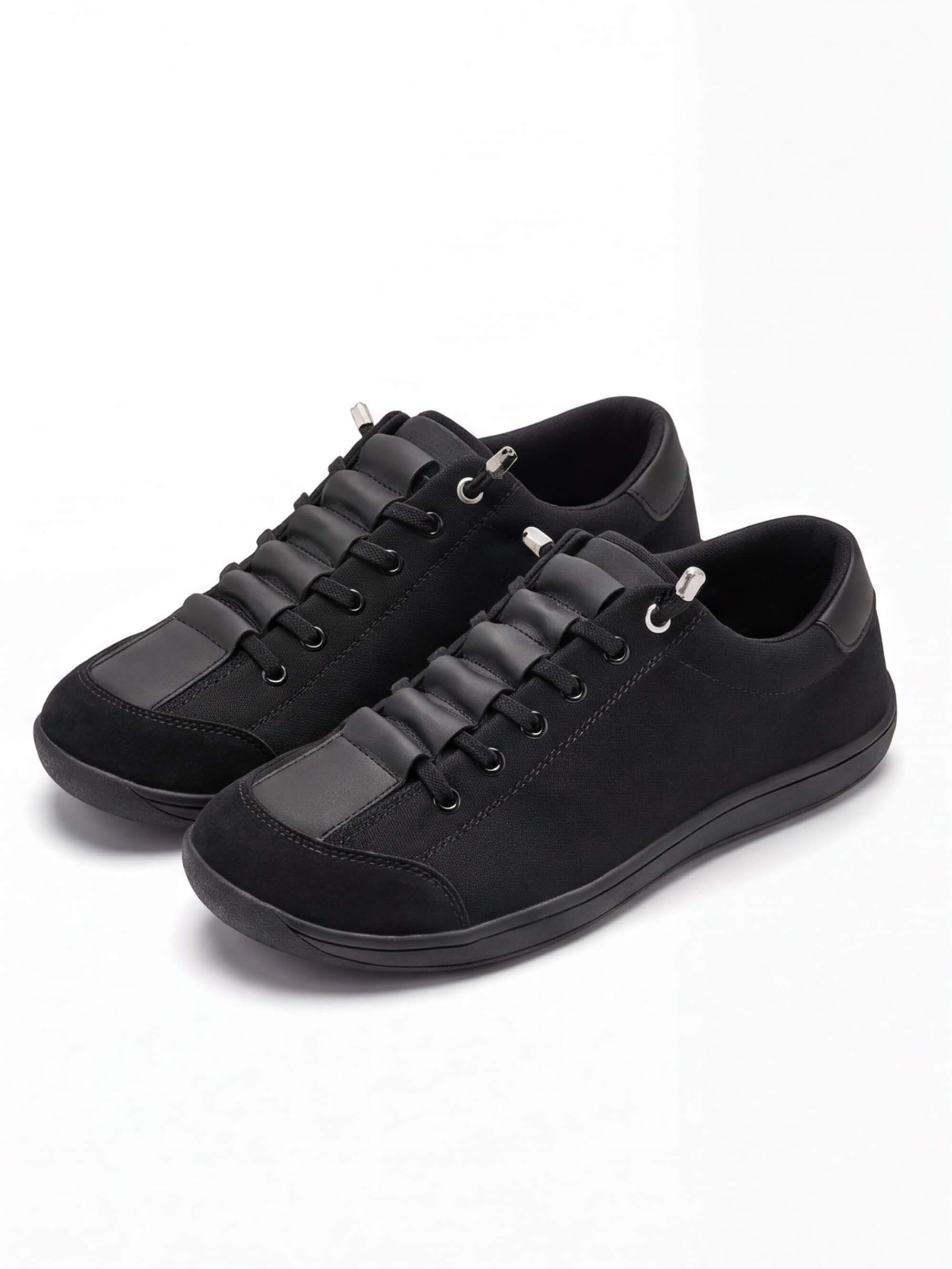 Women’s Minimalist Lace-Up Low-Top Sneakers