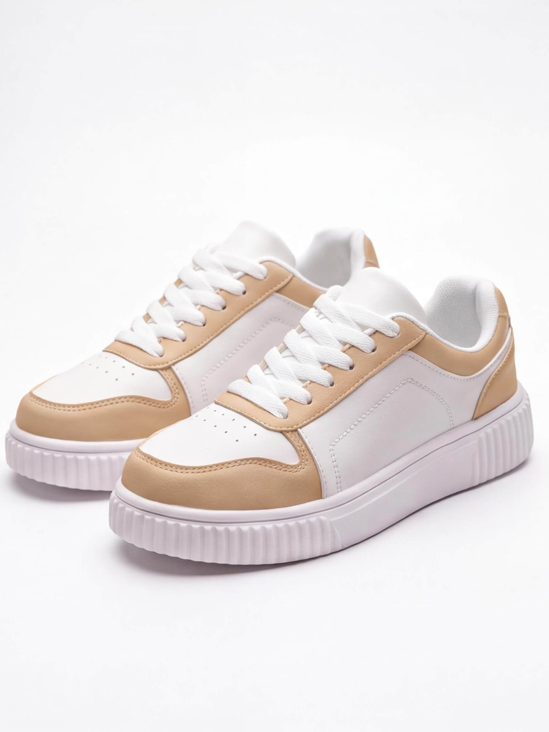 Women’s Panelled Lace-Up Platform Sneakers