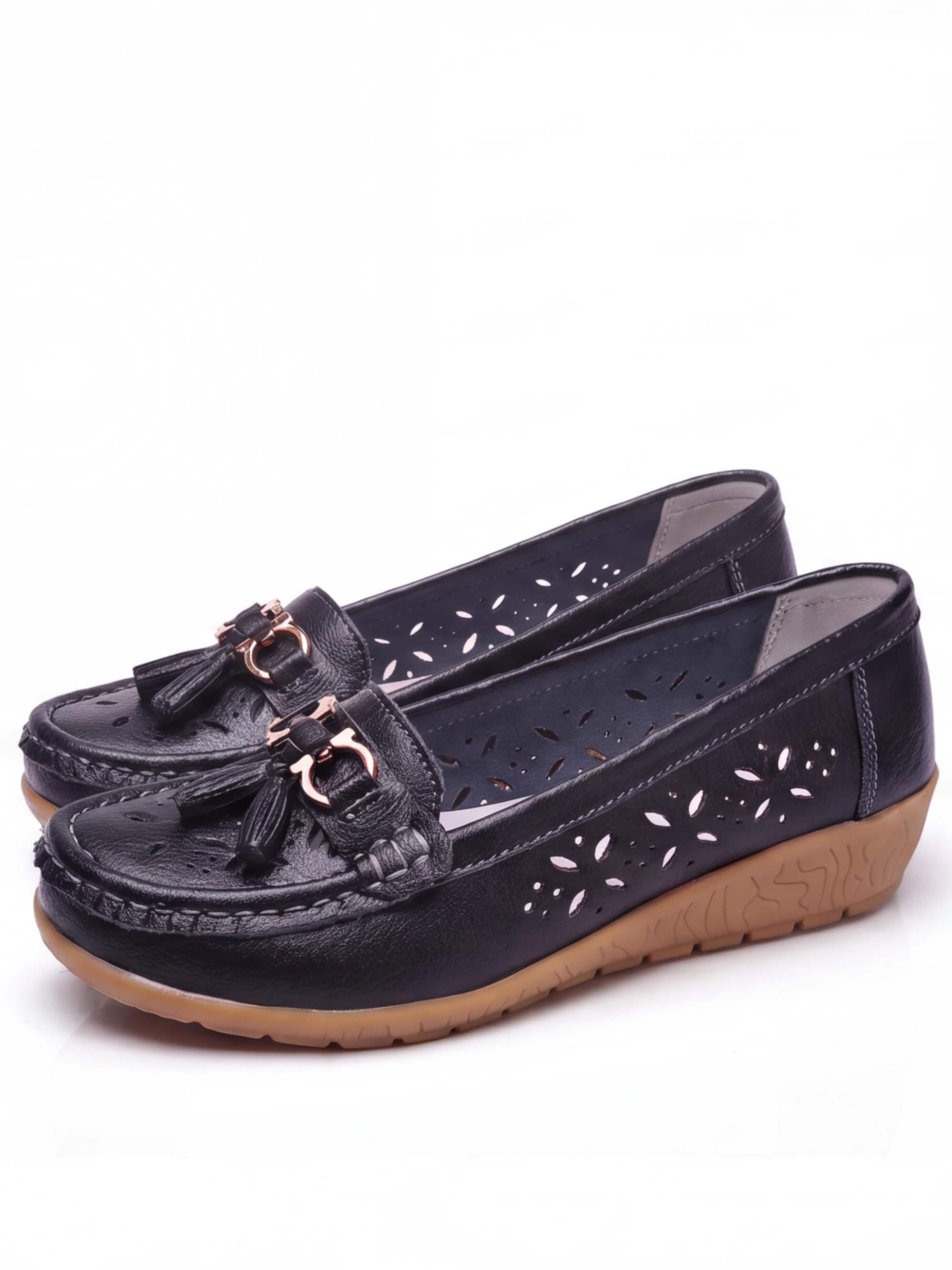 Women’s Perforated Tassel Comfort Loafers